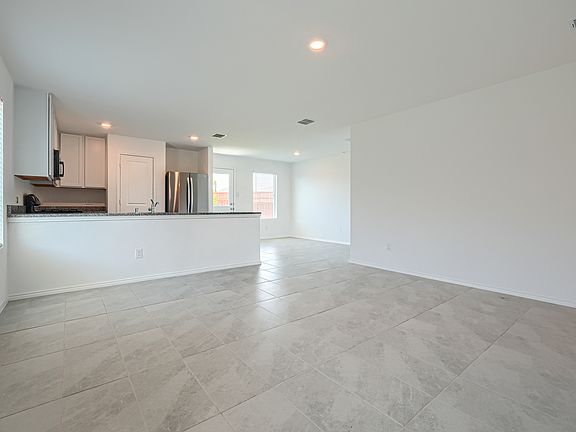 5th image of 1504 Vattier St