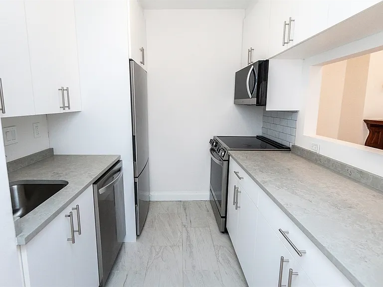 209 W Newton St #3 — Photo 14