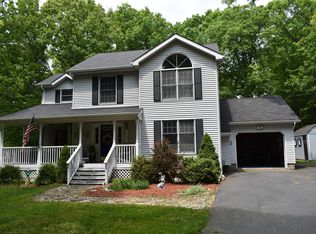 161 Crocus Ln, Milford, PA 18337