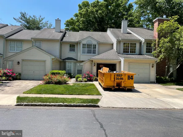 12 Towpath Ct, Princeton, NJ 08540