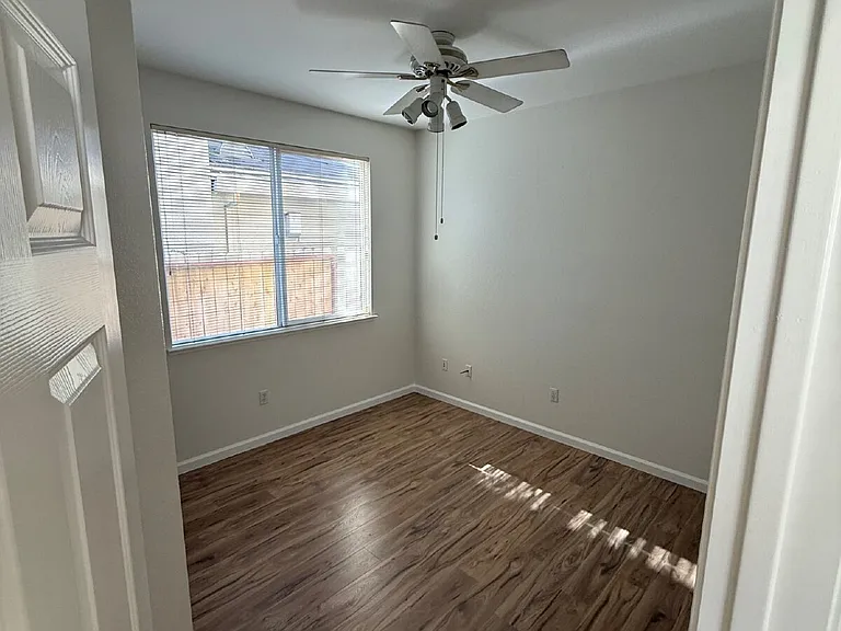 3419 Mas Amilos Way — Photo 10
