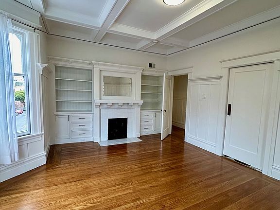 3rd image of 2563-2567 Gough St