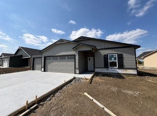 5805 N Plumthicket St, Wichita, KS 67226