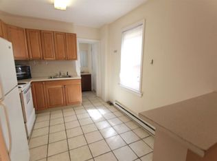 1809 Willington St, Philadelphia, PA 19121