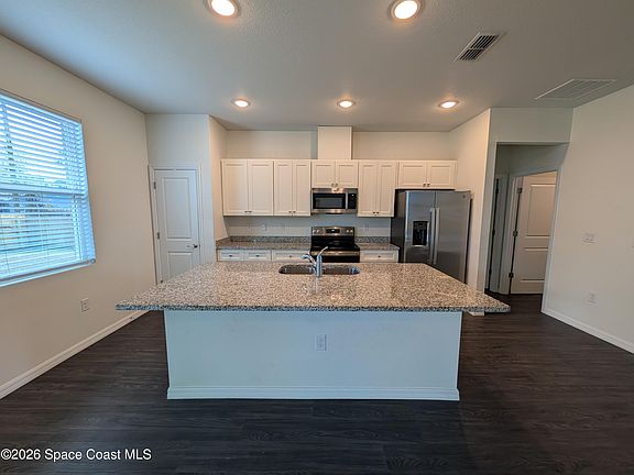 4th image of 209 Wendover Rd SW