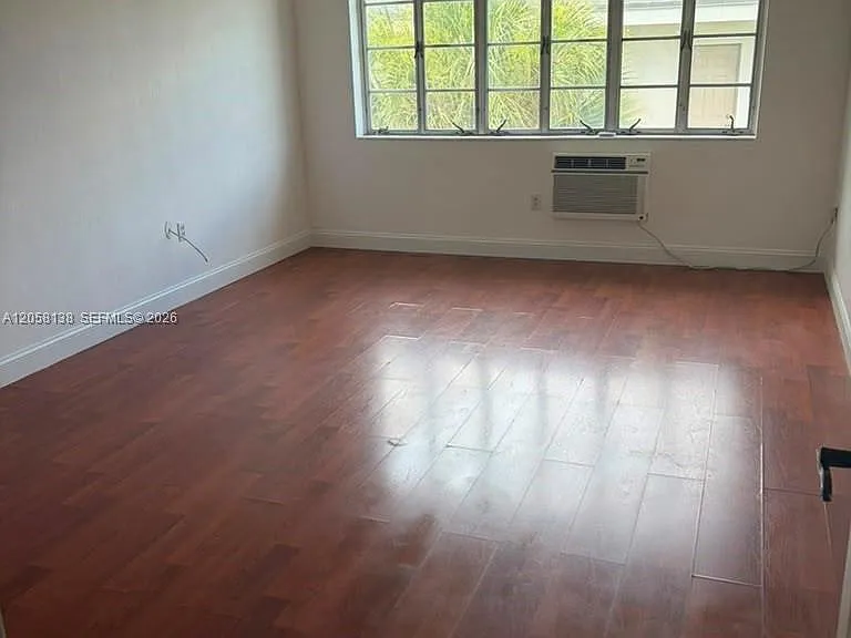 7921 West Dr #7 — Photo 1