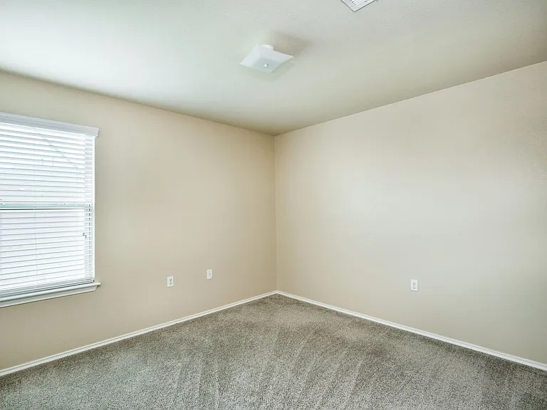 4201 Creede Dr — Photo 7