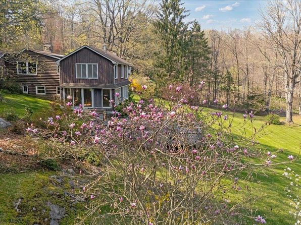 806 Gipsy Trail Road, Carmel, NY 10512