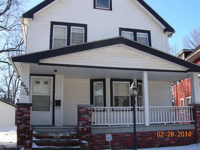2nd image of 15328 Glencoe Ave