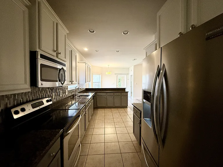 3821 Branford Ct — Photo 10