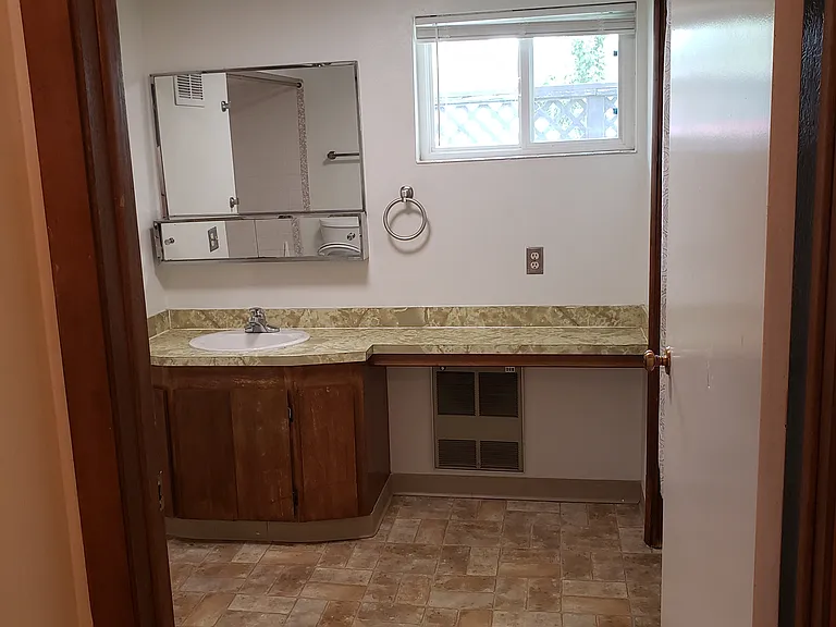 2809 W Bella St — Photo 16