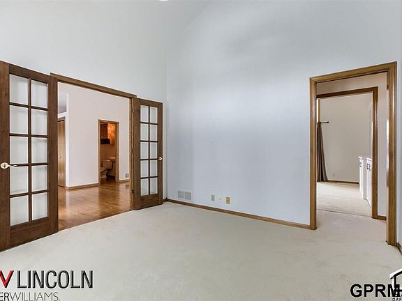 5th image of 5401 Bridle Ln
