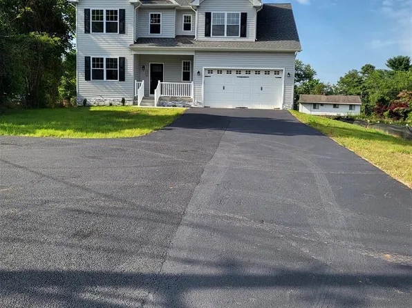 8677 Winands Rd, Randallstown, MD 21133