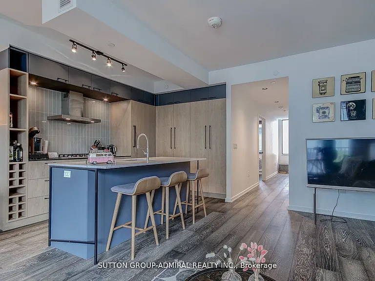 41 Dovercourt Rd #602 — Photo 6