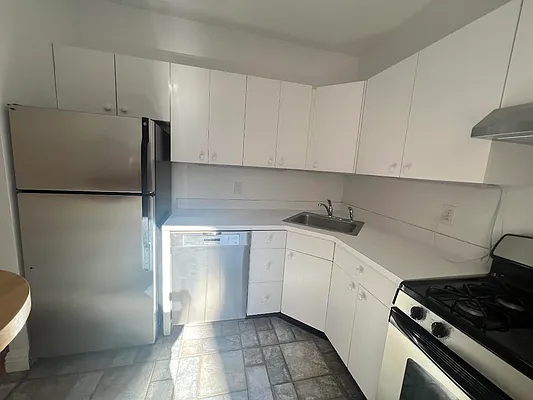 Rented by Oxford Property Group | media 20