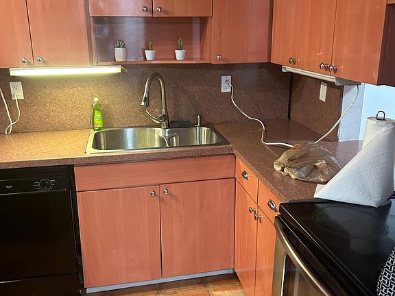 2nd image of 1850 NE 169th St APT 209