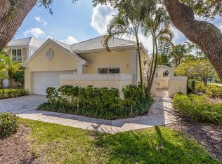 25 Blenheim Ct, Palm Beach Gardens, FL 33418