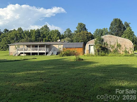 2nd image of 907 Epley Dr