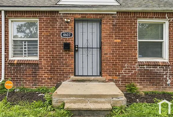 3 bed, 1100 sqft, $1,600 — Photo 4