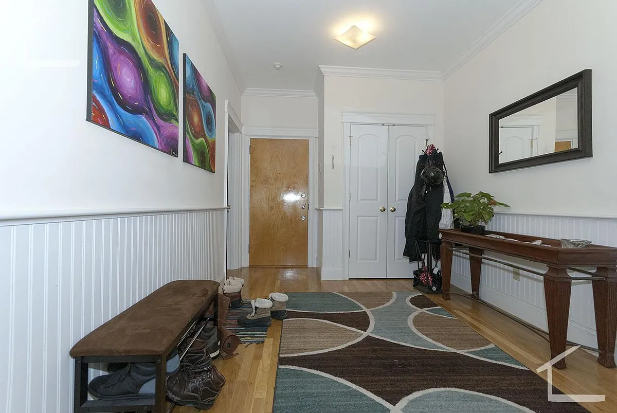 Building Photo - 78 Quint Ave #1