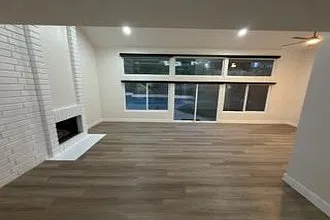 4 bed, 2.5 bath, 2522 sqft, $6,900 — Photo 3