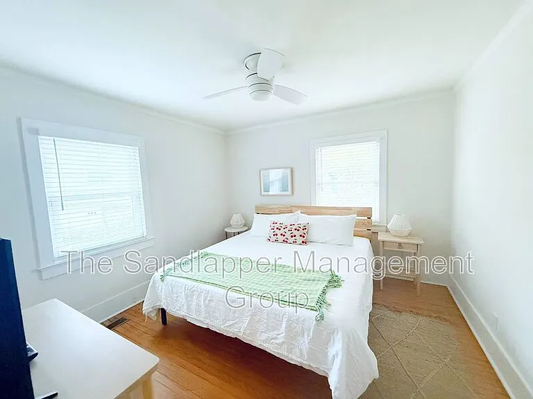 4509 Old Park Rd — Photo 17