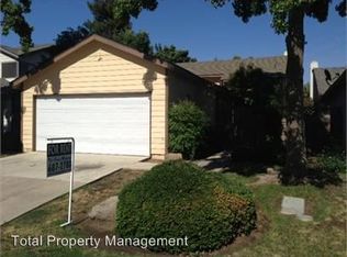 511 N Velie Dr, Visalia, CA