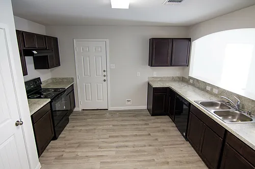 3514 Bluebird Park Ln Photo 1