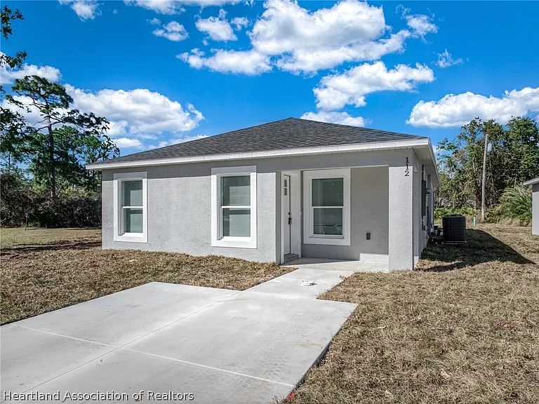 112 Atlas Ct NW — Photo 1