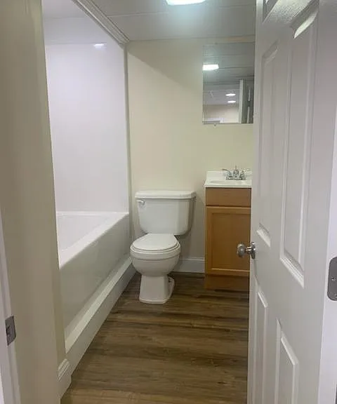 315 E Main St — Photo 2
