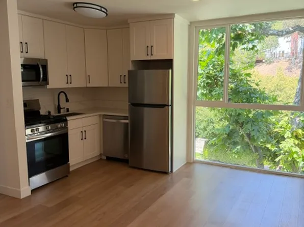 Bellagio Apartments, 11746 Bellagio Rd #8cf3110fa, Los Angeles, CA 90049