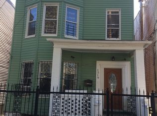 1519 Glover St, Bronx, NY 10462