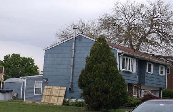 2nd image of 76 4th St