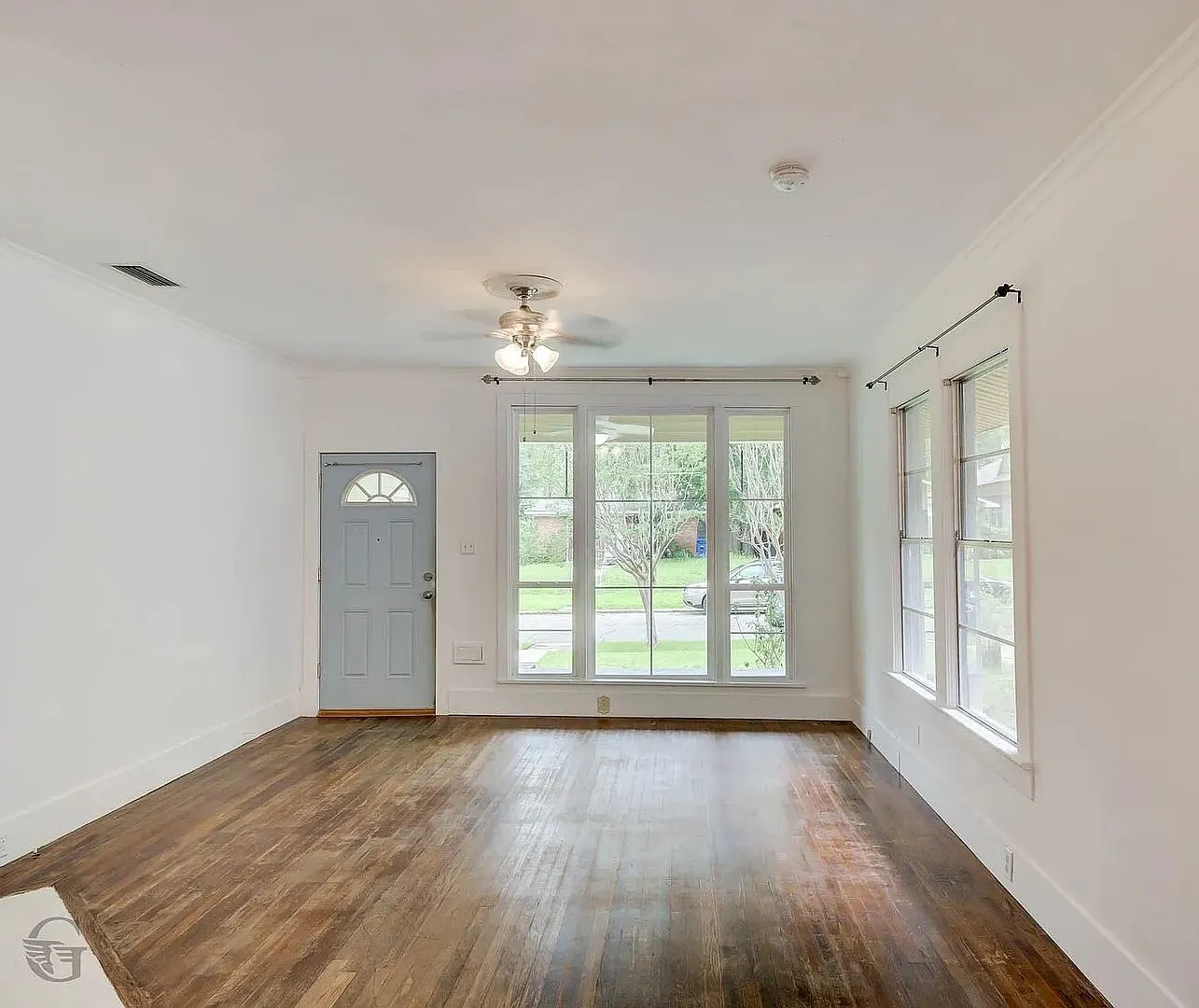 Inviting Shreveport Home Ready for You — Photo 2