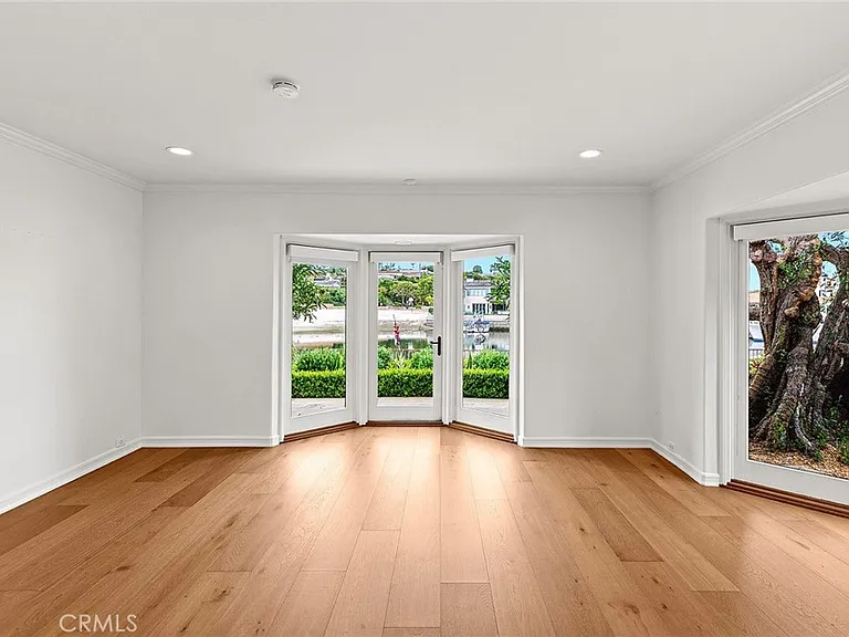 412 Evening Star Ln — Photo 21