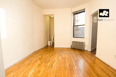 Rented by Jonis Realty