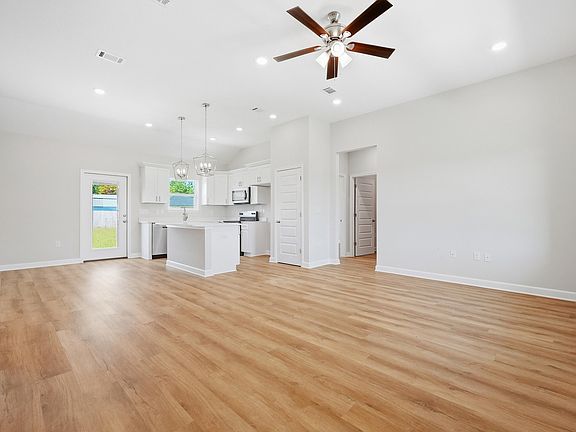 4th image of 6139 Mildreds Way
