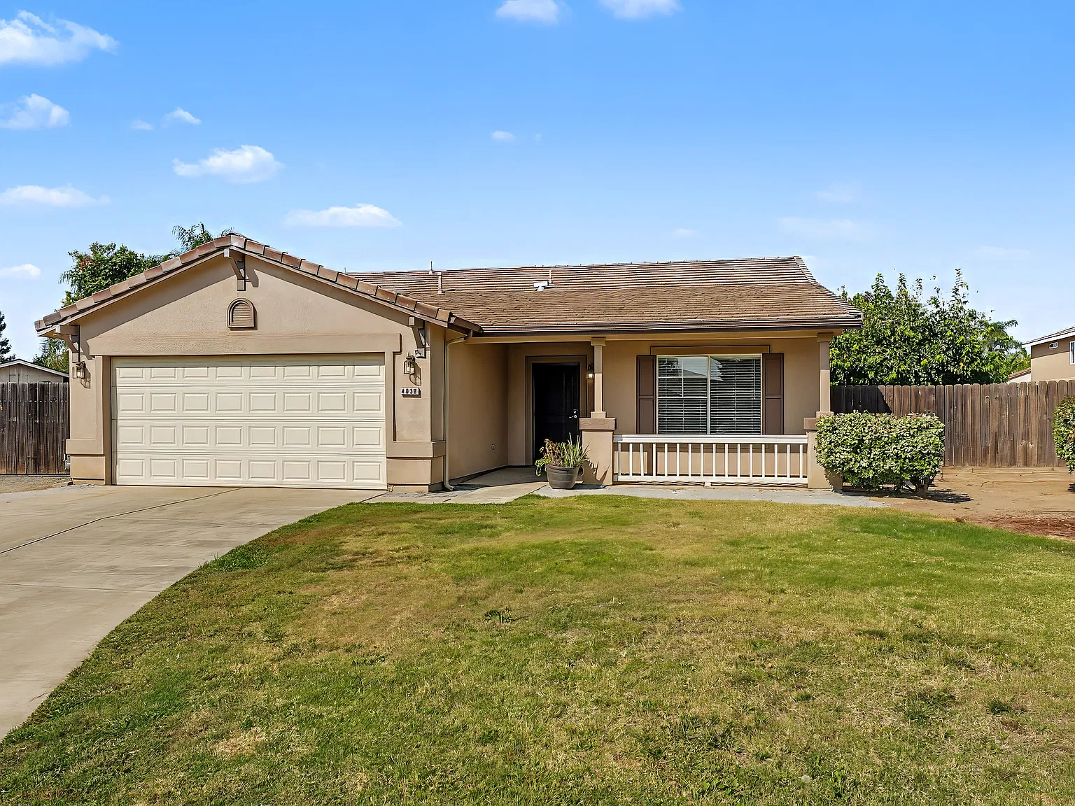 4 bed, 1602 sqft, $2,295 — Photo 1
