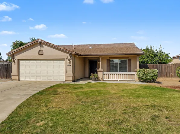 4038 W Elowin Ct, Visalia, CA 93291