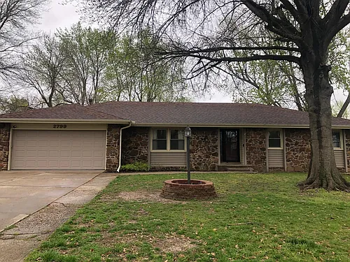 2799 W Buena Vista St Photo 1