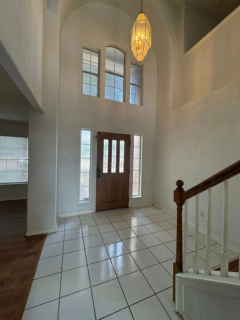 4-Bedroom, 2 Bath Single Family for Rent in Pflugerville, TX | Attached Garage & Community Pool! — Photo 3
