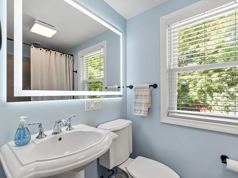 68 Oak Hill Rd — Photo 17