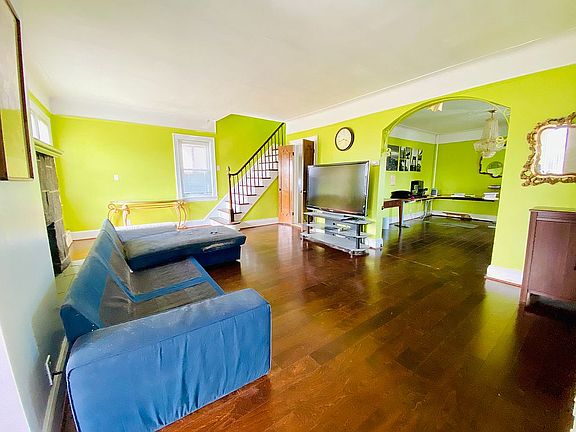 5th image of 21705 53rd Ave