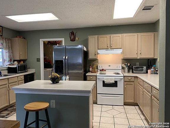4th image of 6707 Beech Trail Dr