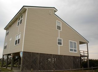 7601 E Beach Dr, Oak Island, NC 28465