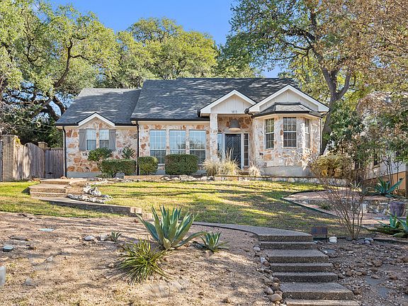 2nd image of 1813 Alta Vista Ave