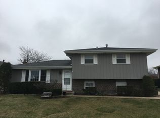 4921 Cypress Ct, Oak Forest, IL