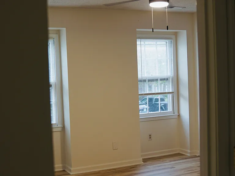 4912 Seabrook Ct — Photo 38