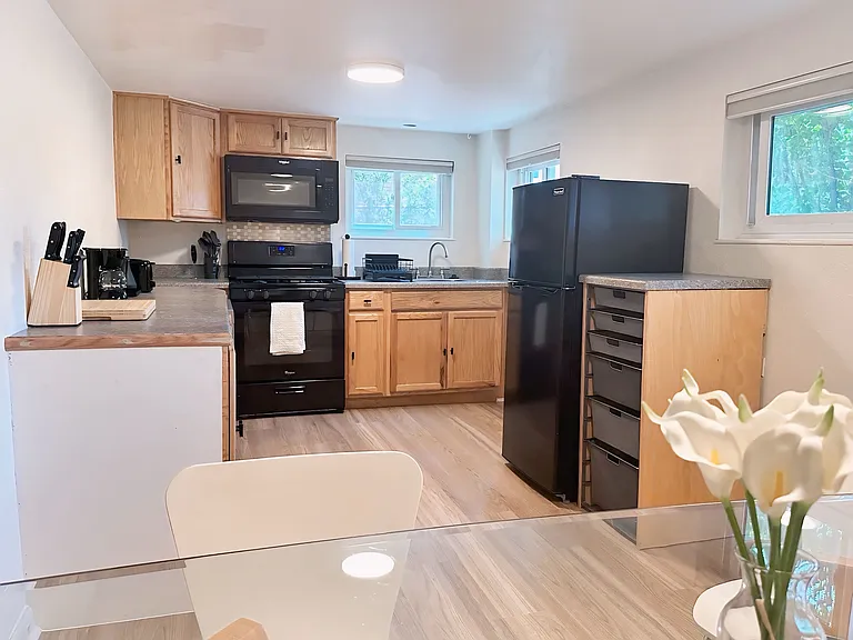 2020 Benton St — Photo 42