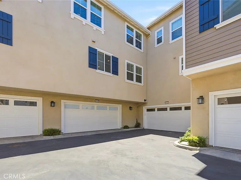 4344 Canyon Coral Ln — Photo 13